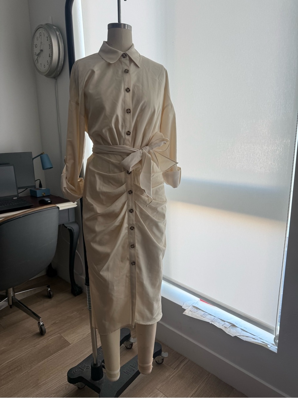 Antonio Melani cream dress size 2